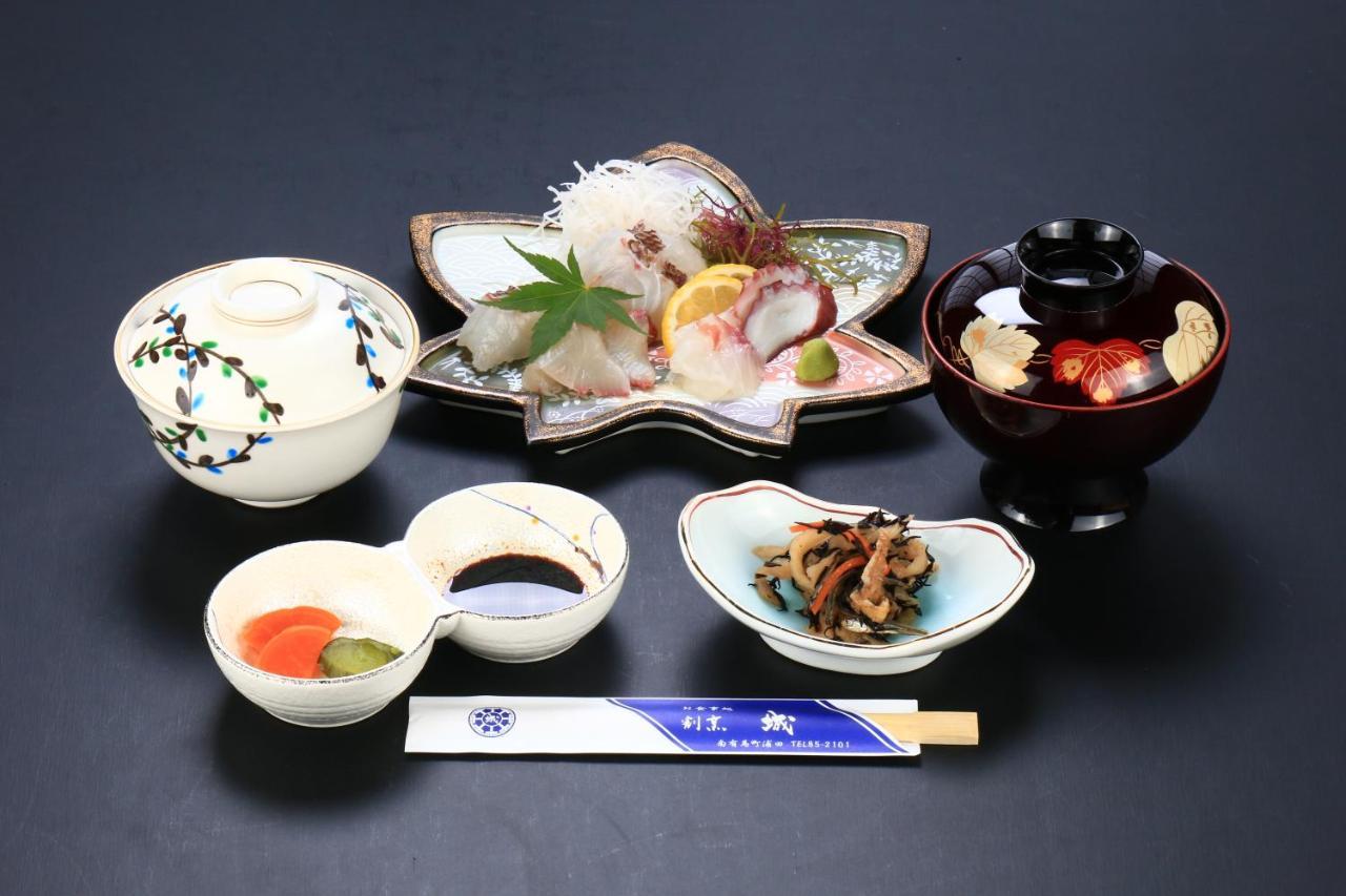 فندق Minamishimabaraفي  Harajo No Yado Shiro المظهر الخارجي الصورة
